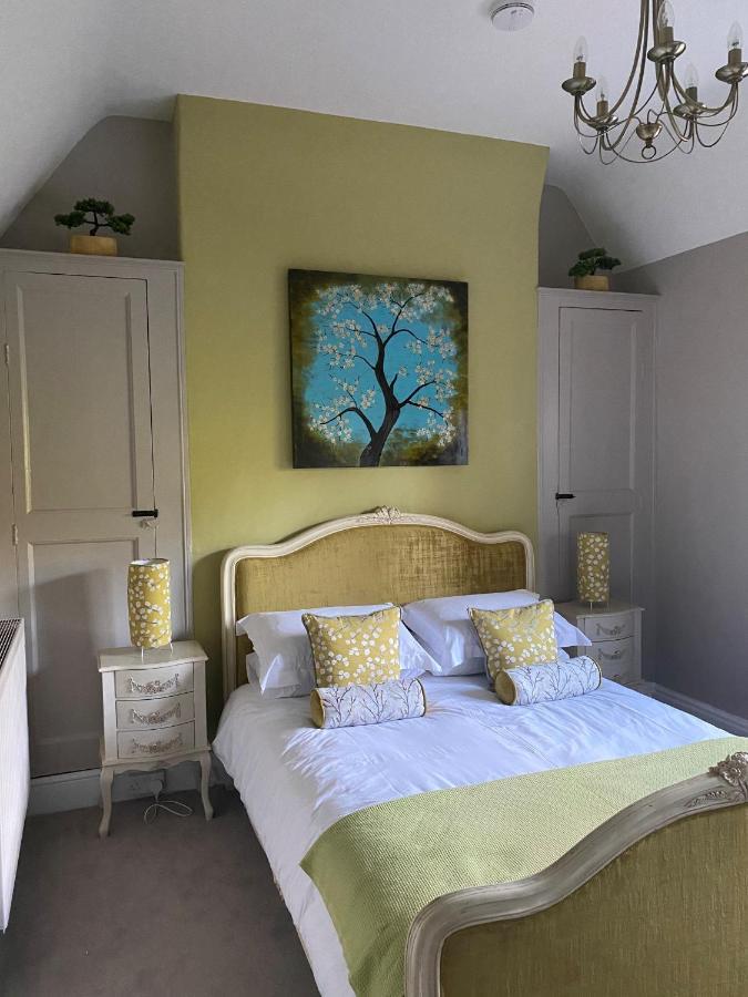 Burleigh House B And B Bed & Breakfast Tenbury Exterior photo